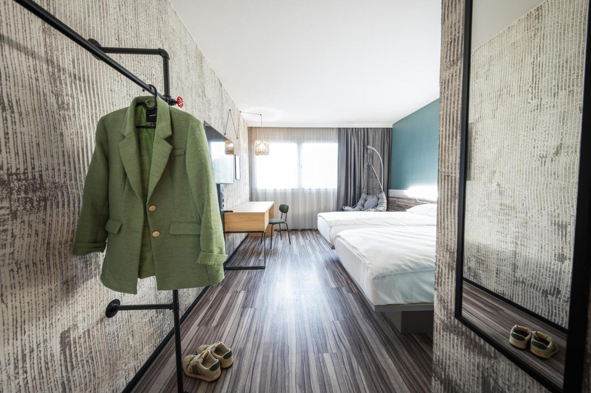 Ibis Styles Linz Hotel Exterior photo