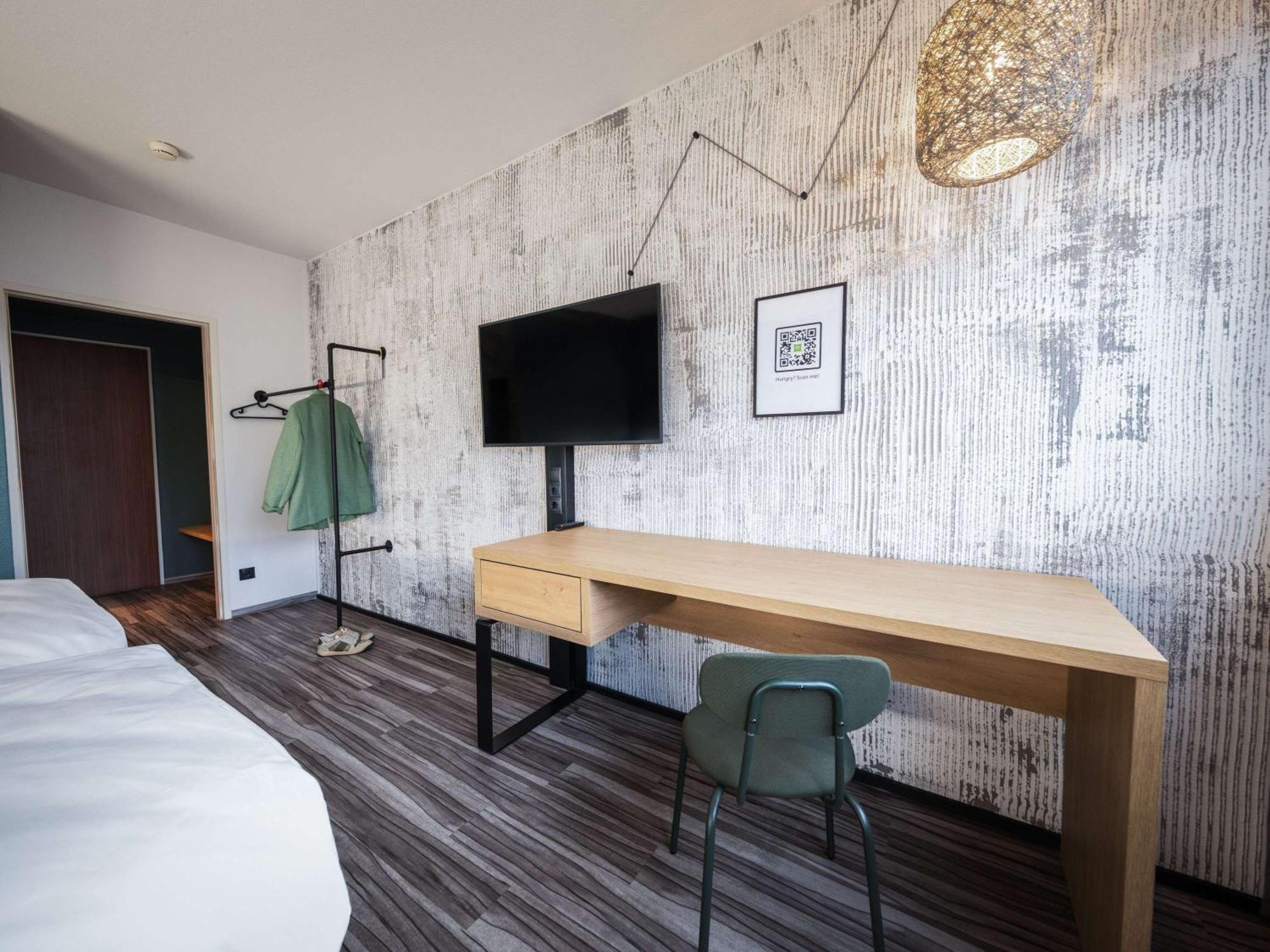 Ibis Styles Linz Hotel Exterior photo