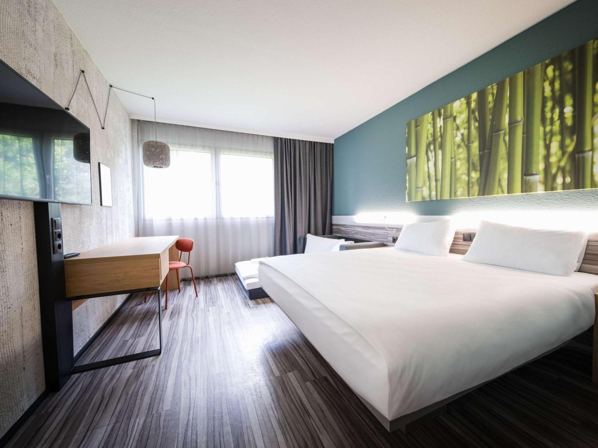 Ibis Styles Linz Hotel Exterior photo