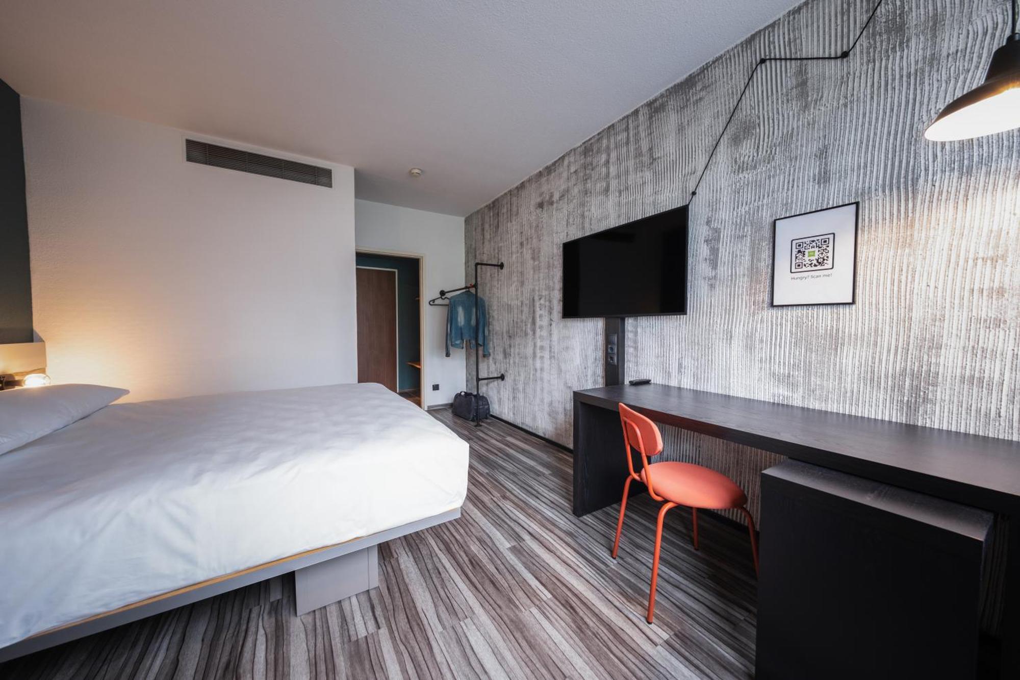 Ibis Styles Linz Hotel Exterior photo