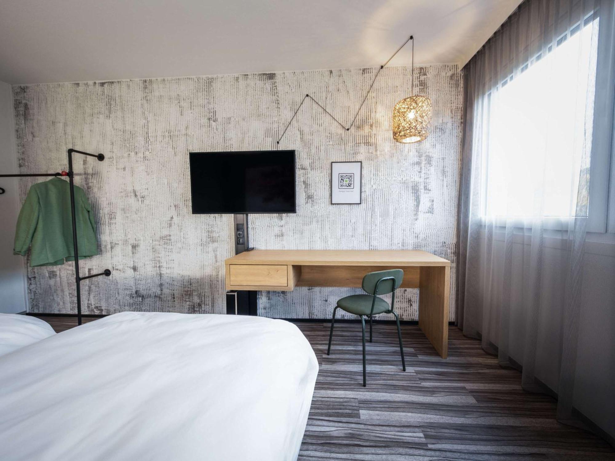Ibis Styles Linz Hotel Exterior photo