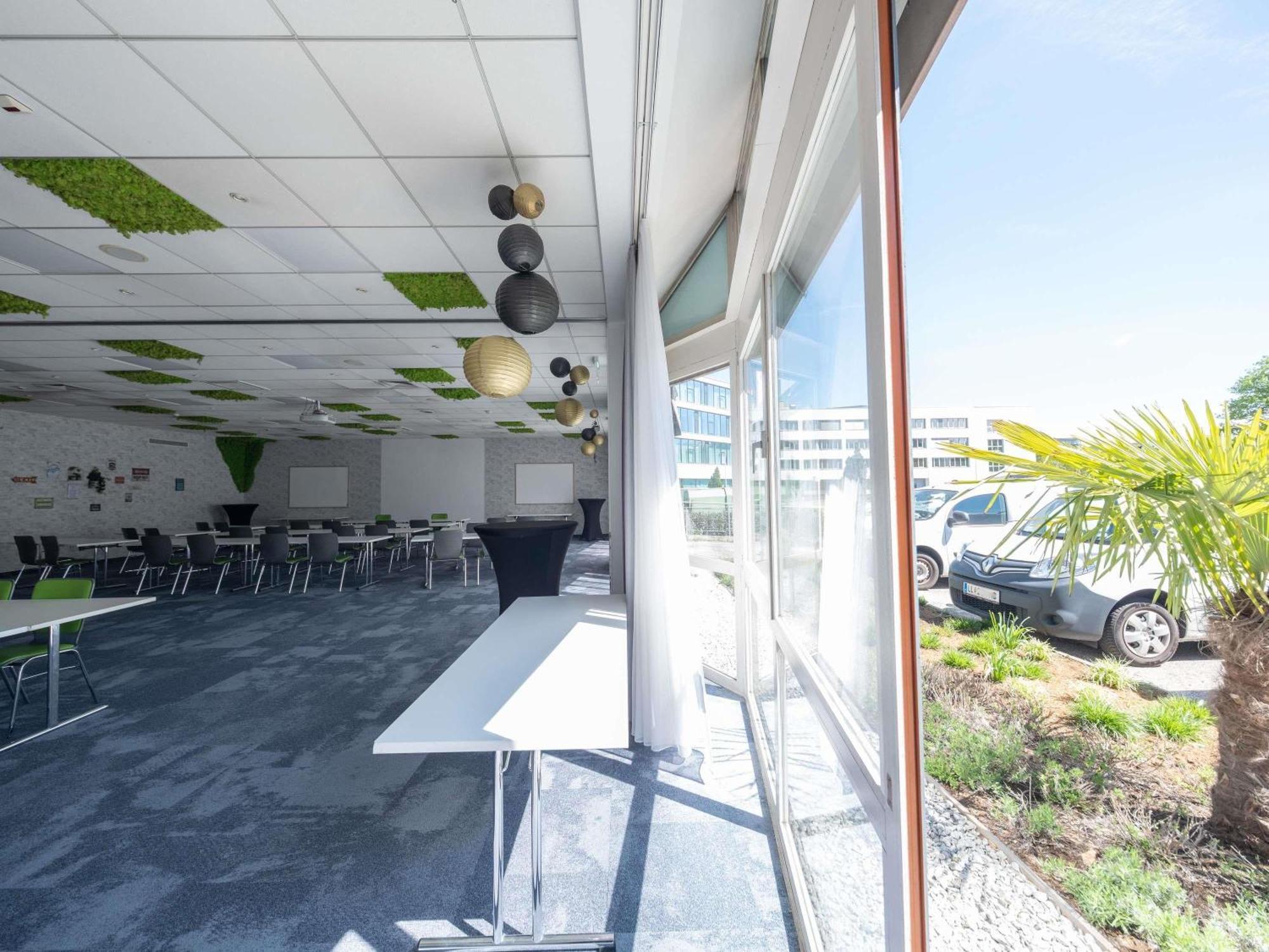Ibis Styles Linz Hotel Exterior photo